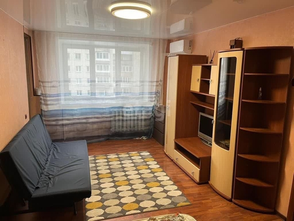 
   Продам 1-комнатную, 32.5 м², Революции ул, 7

. Фото 8.