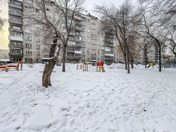 
   Продам 3-комнатную, 59.5 м², Объединения ул, 96/1

. Фото 27.