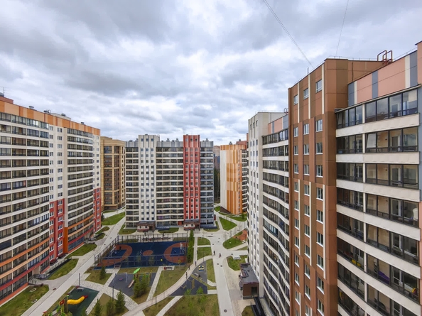 
   Продам 1-комнатную, 38.3 м², Красный пр-кт, 331/2

. Фото 24.