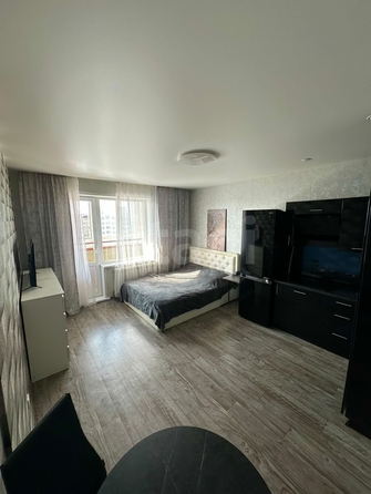 
   Продам 1-комнатную, 28.3 м², Немировича-Данченко ул, 122/3

. Фото 3.