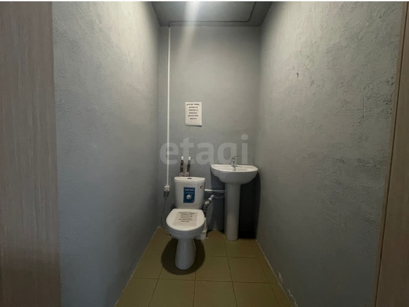 
   Продам торговое помещение, 67 м², Виктора Шевелева ул, 30

. Фото 1.