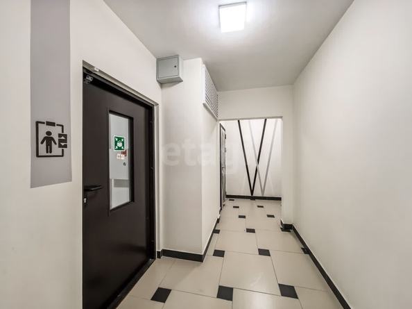
   Продам 2-комнатную, 56 м², Татьяны Снежиной ул, 42/2

. Фото 24.