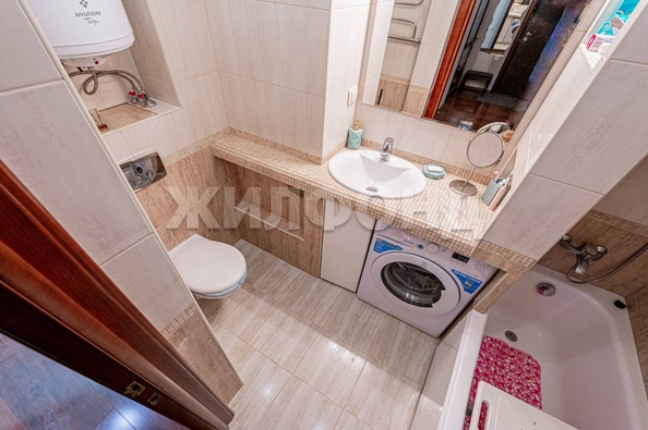 
   Продам 1-комнатную, 37.7 м², В. Высоцкого ул, 38

. Фото 20.