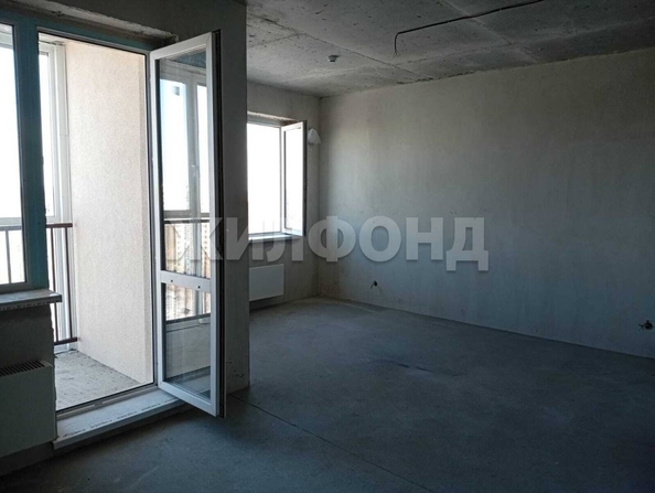 
   Продам 1-комнатную, 36.8 м², Петухова ул, 172

. Фото 1.