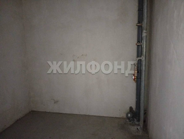 
   Продам 1-комнатную, 36.8 м², Петухова ул, 172

. Фото 8.