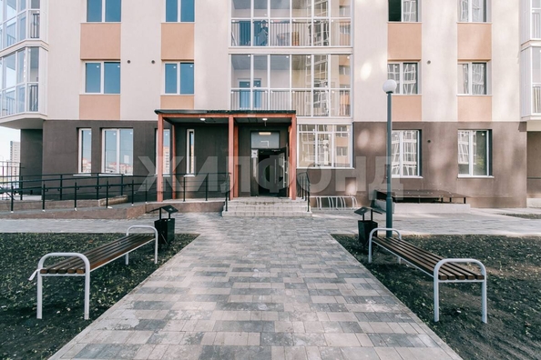 
   Продам 1-комнатную, 36.8 м², Петухова ул, 172

. Фото 15.