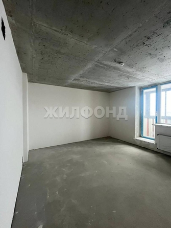
   Продам студию, 28.1 м², Зорге ул, 229/1

. Фото 2.