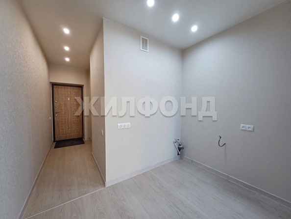 
   Продам студию, 20.5 м², Первомайская ул, 228

. Фото 2.