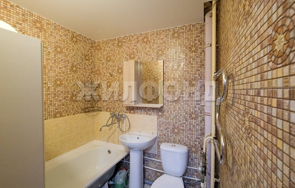 
   Продам 1-комнатную, 36.8 м², Титова ул, 238

. Фото 7.