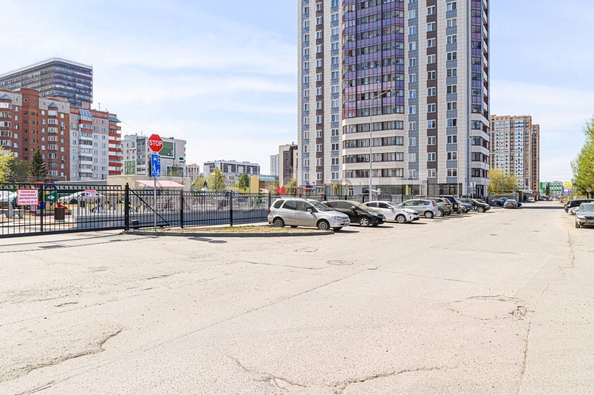 
   Продам студию, 28.4 м², Писарева ул, 125

. Фото 28.