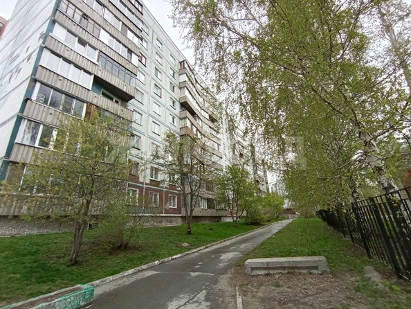 
   Продам 1-комнатную, 37.9 м², Тюленина ул, 1/2

. Фото 13.