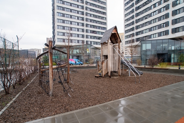 
  Сдам в аренду 4-комнатную квартиру, 145 м², Новосибирск

. Фото 36.