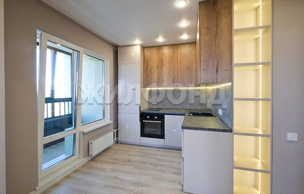 
   Продам 2-комнатную, 51.4 м², Николая Островского ул, 195/3

. Фото 4.