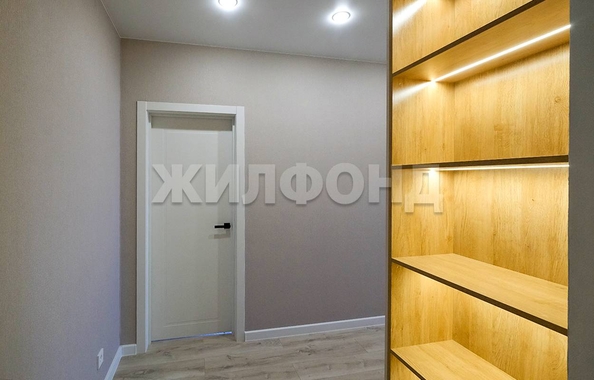 
   Продам 2-комнатную, 51.4 м², Николая Островского ул, 195/3

. Фото 14.