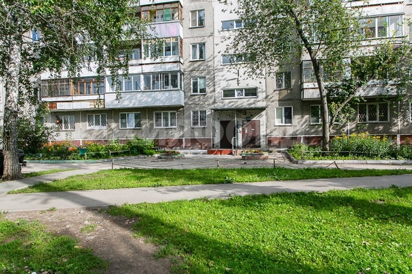 
   Продам 2-комнатную, 42.9 м², Чемская ул, 2

. Фото 2.