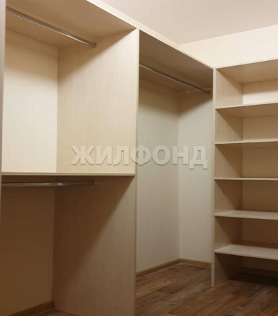 
   Продам 2-комнатную, 64.3 м², Каспийская (Приозёрный мкр.) ул, 1

. Фото 4.