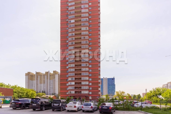
  Продается 3-комн. квартира, 106.6 м², Толстого ул, д. 56
. Фото 4.