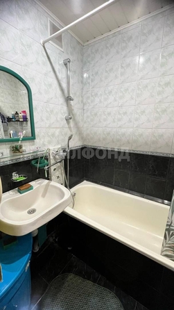 
   Продам 3-комнатную, 68.2 м², Горский мкр, 5

. Фото 8.
