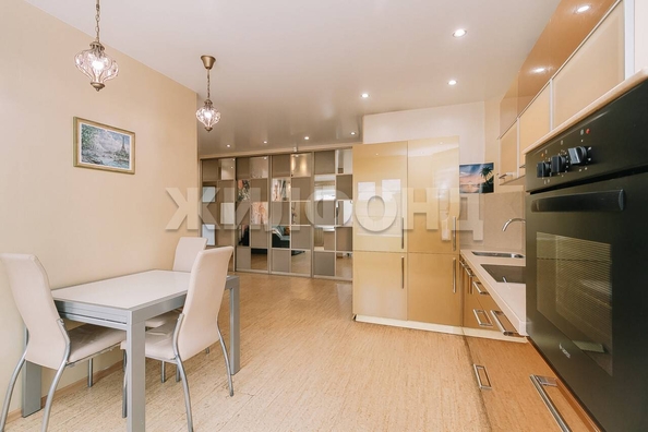 
  Продается 3-комн. квартира, 84.6 м², Стартовая ул, д. 3
. Фото 7.