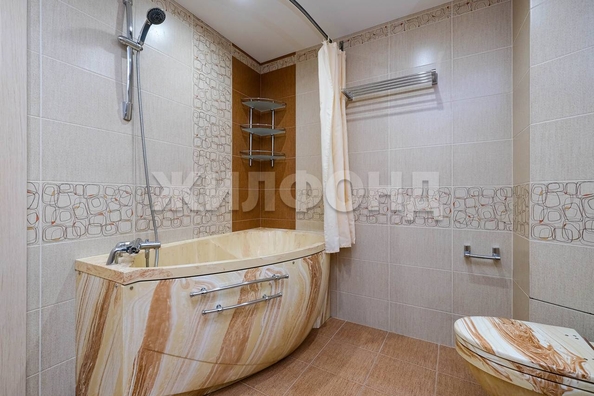 
  Продается 4-комн. квартира, 109 м², Троллейная ул, д. 7
. Фото 32.