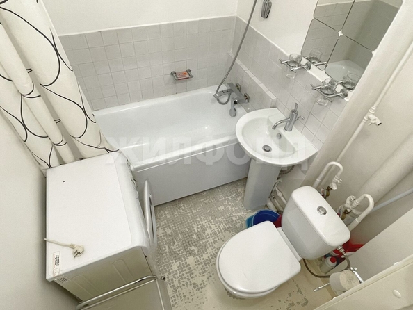 
  Сдам в аренду 1-комнатную квартиру, 32 м², Новосибирск

. Фото 10.