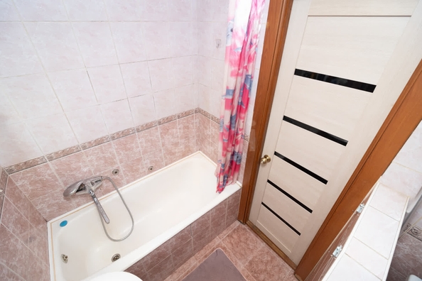 
  Продается 3-комн. квартира, 58 м², Пархоменко ул, д. 82
. Фото 8.