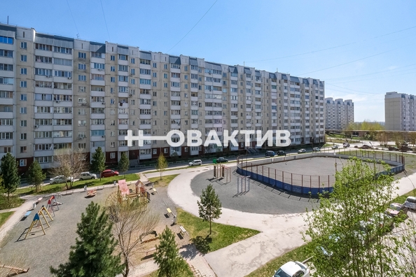 
   Продам 2-комнатную, 46.1 м², В. Высоцкого ул, 48

. Фото 8.