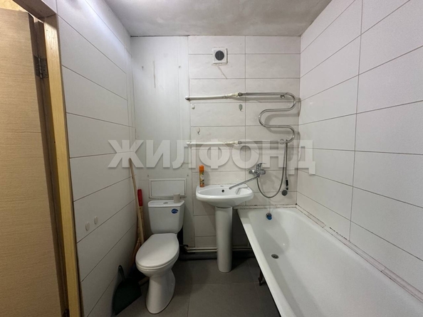 
   Продам 2-комнатную, 39.9 м², Ватутина ул, 37

. Фото 5.