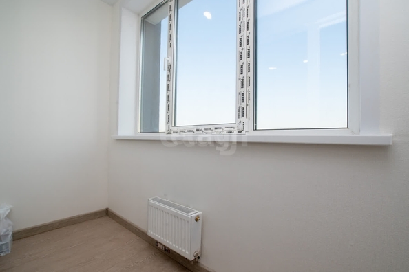 
   Продам 3-комнатную, 60.6 м², Ясный Берег ул, 29

. Фото 4.