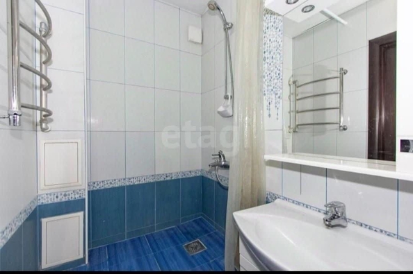 
   Продам 3-комнатную, 67 м², Зорге ул, 237

. Фото 8.