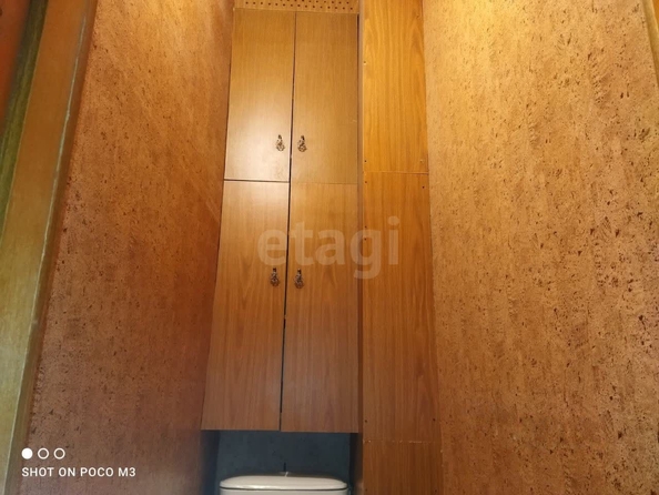 
   Продам 4-комнатную, 71 м², Петухова ул, 132

. Фото 20.