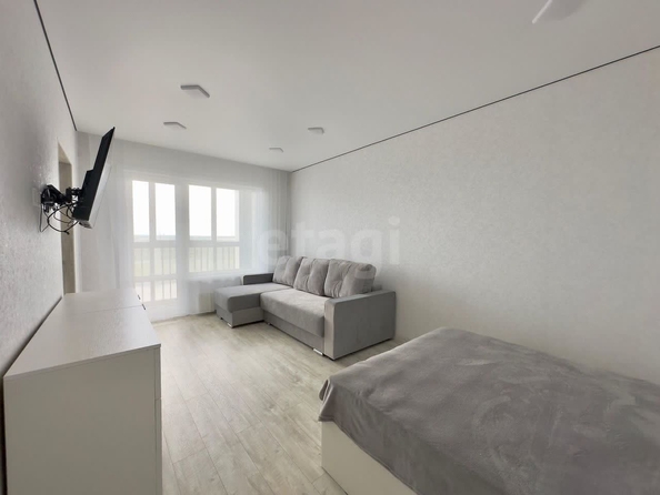 
   Продам 1-комнатную, 39.2 м², Рельефная ул, 106/1

. Фото 3.