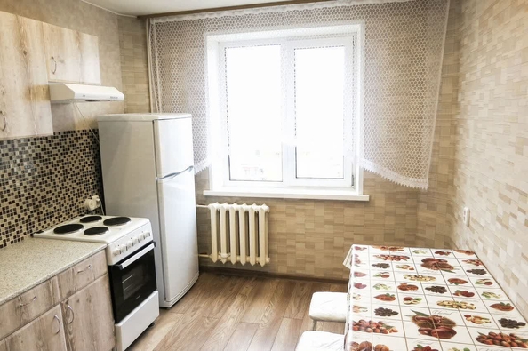 
  Сдам в аренду 2-комнатную квартиру, 53 м², Новосибирск

. Фото 5.