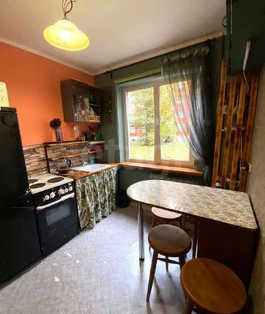 
   Продам 3-комнатную, 56.5 м², Пархоменко ул, 22

. Фото 3.