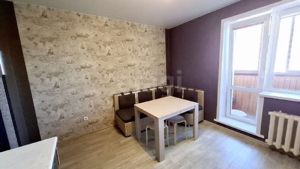 
  Продается 1-комн. квартира, 45.2 м², 2-й (4 мкр.) кв-л, д. 228
. Фото 5.