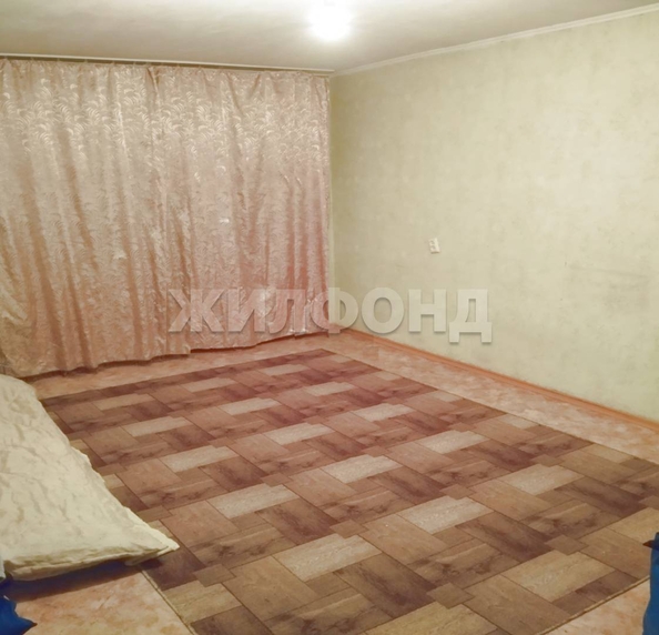 
   Продам 1-комнатную, 28.4 м², Зорге ул, 66

. Фото 2.