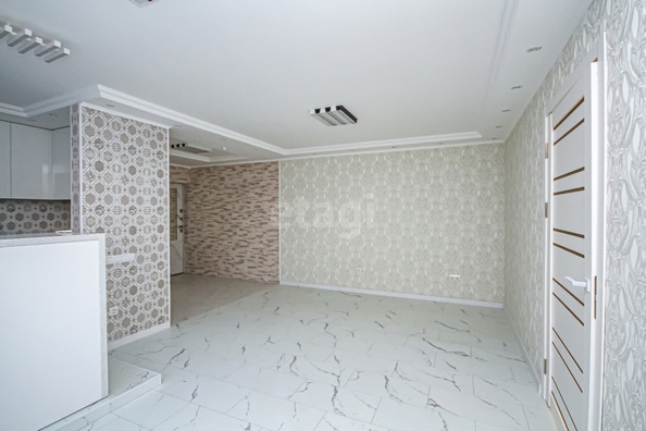 
  Продается 3-комн. квартира, 60.6 м², Ключ-Камышенское Плато ул, д. 6
. Фото 5.