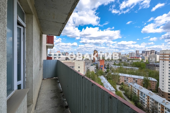 
   Продам 2-комнатную, 55.3 м², Галущака ул, 15

. Фото 13.