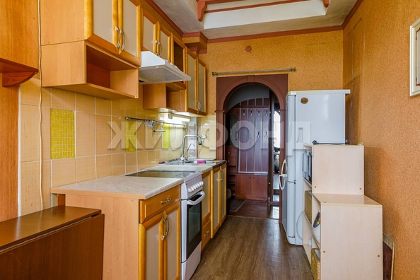 
   Продам 2-комнатную, 53.6 м², Дзержинского пр-кт, 3

. Фото 1.