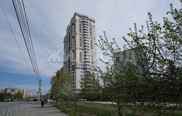 
   Продам 2-комнатную, 55.9 м², Кошурникова ул, 22

. Фото 24.