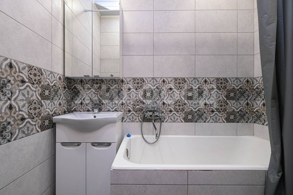 
  Продается 2-комн. квартира, 56.7 м², Сибиряков-Гвардейцев ул, д. 11
. Фото 15.