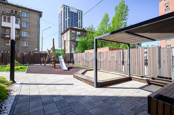 
   Продам 2-комнатную, 49.6 м², Семьи Шамшиных ул, 77

. Фото 23.