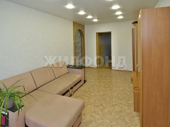 
   Продам 3-комнатную, 59.3 м², Кропоткина ул, 132/1

. Фото 2.