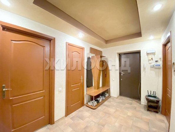 
   Продам 3-комнатную, 66.1 м², Зорге ул, 105

. Фото 9.