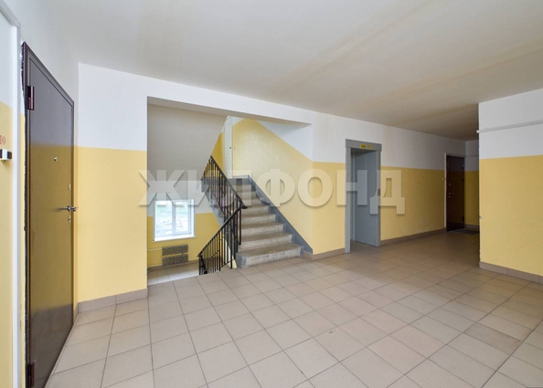 
   Продам 3-комнатную, 97.9 м², 2-й (4 мкр.) кв-л, 232

. Фото 23.