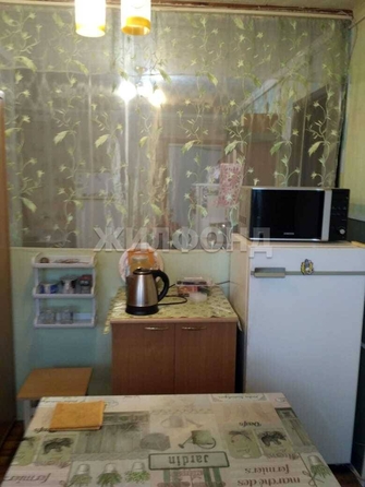
   Продам секционку, 11.5 м², Лазарева ул, 31а

. Фото 2.