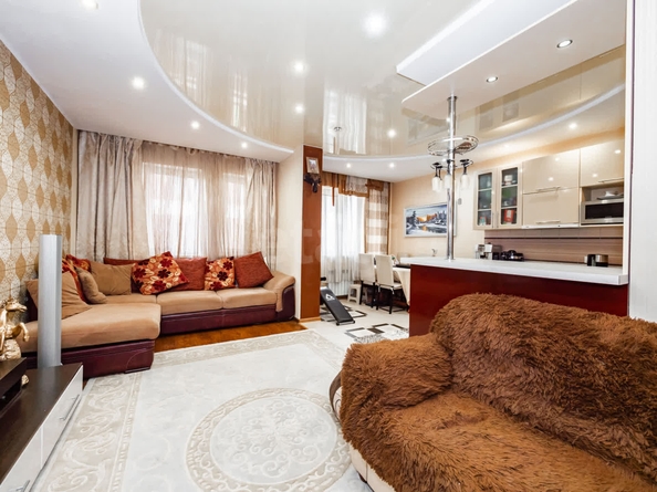 
   Продам 2-комнатную, 64.8 м², Военная ул, 9/2

. Фото 4.