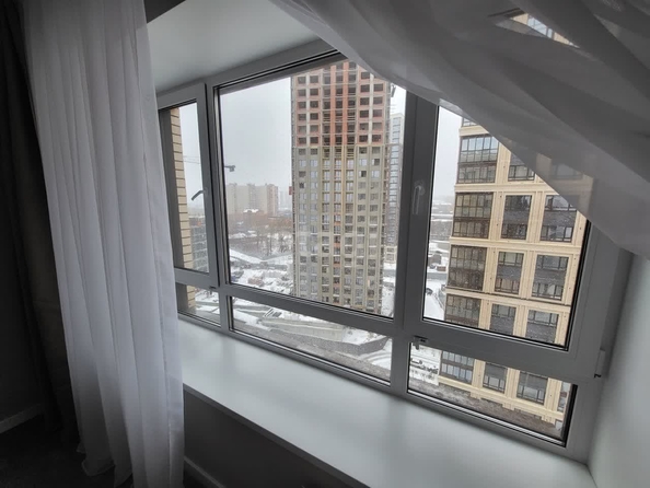 
   Продам 4-комнатную, 72.2 м², Фабричная ул, 65

. Фото 18.