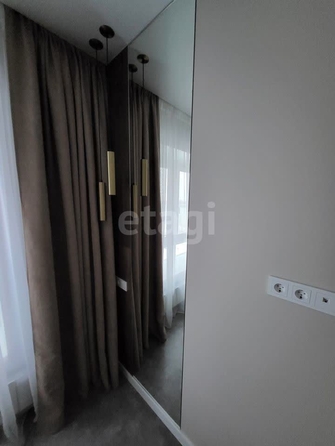 
   Продам 4-комнатную, 72.2 м², Фабричная ул, 65

. Фото 23.