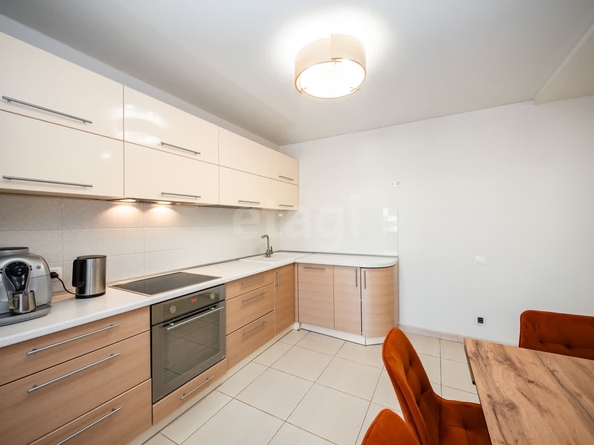 
   Продам 3-комнатную, 79.3 м², Большевистская ул, 122

. Фото 19.